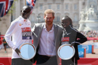 PEOPLE - Prinz Harry als Zuschauer am London Marathon