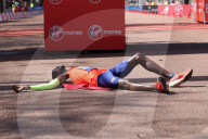 PEOPLE - Sir Mo Farah am London Marathon
