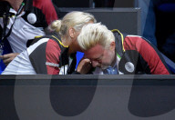 PEOPLE - Deutschland gegen Tschechien: Boris Becker am Fed Cup Halbfinal in Stuttgart