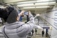 NEWS - David-Bowie-Schau in der New Yorker Subway