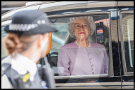 PEOPLE - Royal Baby: Madame Tussauds schickt die Queen zum St.Marys Hospital