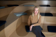 PORTRAIT - Julia Hartz
