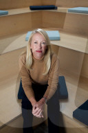 PORTRAIT - Julia Hartz