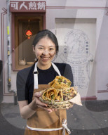 REPORTAGE - Food in London: Lady Jianbing Trading Stall