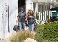 EXKLUSIV - Denise Richards glücklich mit neuem Freund Aaron Phypers 