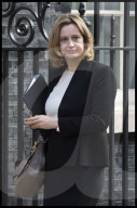 NEWS - Grossbritannien: Innenministerin Amber Rudd tritt zurück