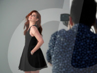 PEOPLE - Promis besuchen das Shutterstock Studio in Los Angeles