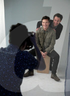 PEOPLE - Promis besuchen das Shutterstock Studio in Los Angeles