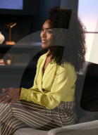 PEOPLE - Promis besuchen das Shutterstock Studio in Los Angeles