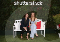 PEOPLE - Promis besuchen das Shutterstock Studio in Los Angeles