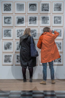 NEWS - London: 'Shape of Light: 100 Years of Photography and Abstract Art' Ausstellung in der Tate Modern