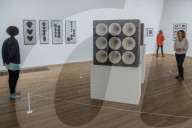 NEWS - London: 'Shape of Light: 100 Years of Photography and Abstract Art' Ausstellung in der Tate Modern