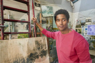 STUDIO - Alfred Enoch