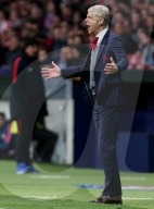 NEWS - Fussball: Arsenal-Trainer Arsene Wenger beendet seine Karriere ohne letzten Titelsieg