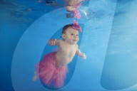 FEATURE - Unterwasser Babys