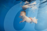 FEATURE - Unterwasser Babys