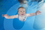 FEATURE - Unterwasser Babys