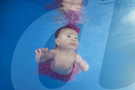 FEATURE - Unterwasser Babys
