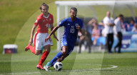 PEOPLE - Burton-upon-Trent: Fussball Championship U17 - Schweiz gegen Israel