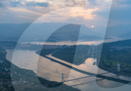 FEATURE - Pix of the Day: Bilder des Tages