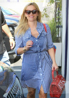 EXKLUSIV - Reese Witherspoon's Tasche trägt ihren Namen