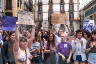 FEATURE - Pix of the Day: Bilder des Tages