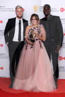 PEOPLE - BAFTA Awards: Caroline Flack gewinnt Award