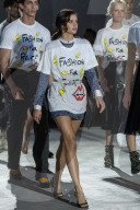 PEOPLE - CANNES: Prominente an der Fashion for Relief