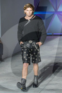 PEOPLE - CANNES: Prominente an der Fashion for Relief