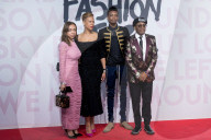 PEOPLE - CANNES: Prominente an der Fashion for Relief