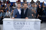 PEOPLE - CANNES: Ein Spagat beim Photocall von "Girl"
