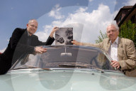 Arnold Odermatt, Fotograf, mit Sohn Urs Odermatt, 2005