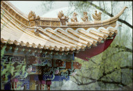 Figuren an Pagodendach, Chinagarten Zürich 1994