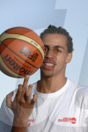 Thabo Sefolosha, Basketballspieler