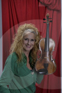 Christine Lauterburg, Jodlerin