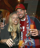 FC Basel ist Schweizer Meister 2003/04: Mario Cantaluppi und Freundin Marea
