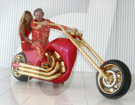 Ueli Anliker und seine Frau; Harley Davidson umgebaut