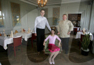 Roger Widmer, Andrea van Ransbeeck, Jürg Bischof 2004