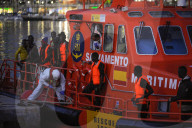 NEWS - 54 Flüchtlinge aus Seenot in Malaga gerettet