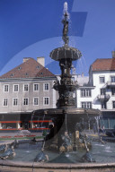 Grande Fontaine, Place 