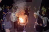 FUSSBALL  LAUSANNE SPORTS  HOOLIGANS  SPINNER  FEUER    ZUSCHAUER