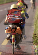 Schüler auf dem Weg zur Schule