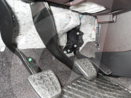Toyota IQ  Bremsen Gas Kupplung