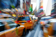 Strassenverkehr verwischt New York
