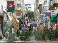 Autofreie Einkaufsstrasse  in Ischia Italien