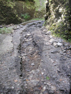 Unwetterkatastrophe 2005: Verschüttete Strasse in Kanton Obwalden