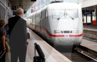 ICE Schnellzug der Deutschen Bahn