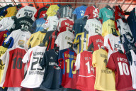 Fussballleibchen diverser Spieler 