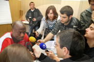 Blaise Nkufo ,Schweizer Fussball Nationalmannschaft / Journalisten