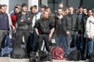 Rekruten am ersten tag in der rekrutenschule